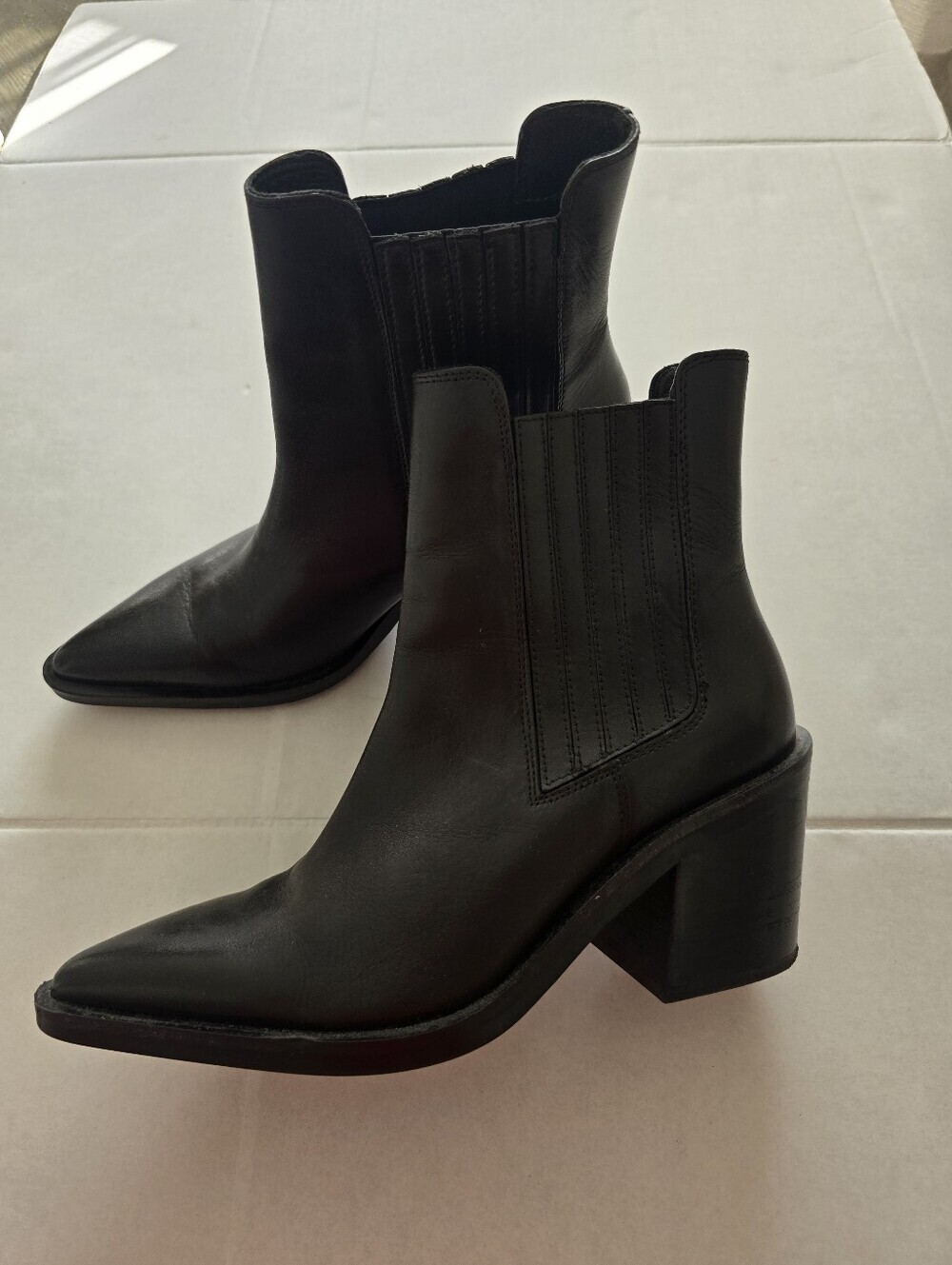 Zara Pointed Toe Leather Cowboy Bootie Size 9